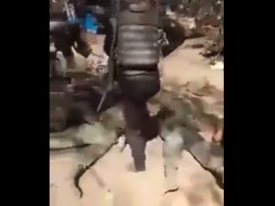 Video muestra a soldados sometidos por sicarios del Cártel de Sinaloa