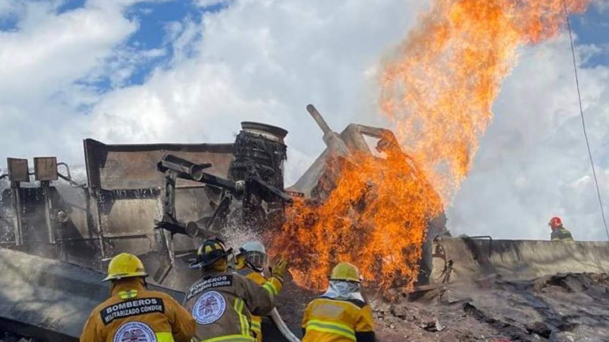 Explosión de pipa en Iztapalapa