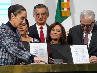 Sheinbaum pone en marcha los primeros 15 polos del Bienestar