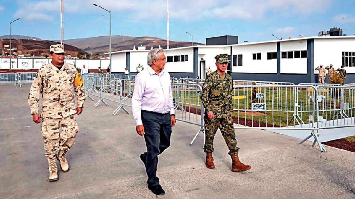 Inauguración del cuartel de Ensenada