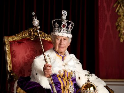Cuántas monarquías existen en la actualidad