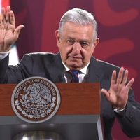 Para combatir la inflación, no habrá aumento en los precios de energéticos: AMLO
