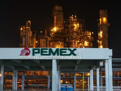 PEMEX consigue ganancias y reduce su deuda en 2022