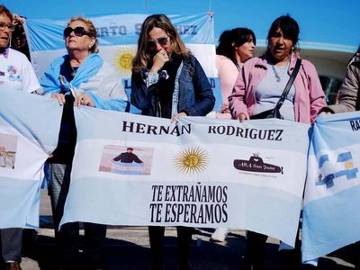ARA San Juan: el Gobierno calificó de "inhumano" el espionaje a familiares de los tripulantes