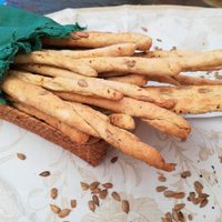 Grisines de garbanzo: completá la picada de este sábado con esta receta bien rica y crujiente