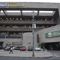 Servidores de la Nación acusan represión policíaca durante protesta en la Secretaría del Bienestar