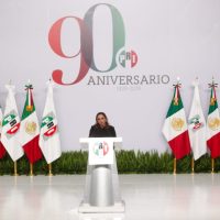 Ruiz Massieu destaca "unidad y firmeza" en el 90 aniversario del PRI