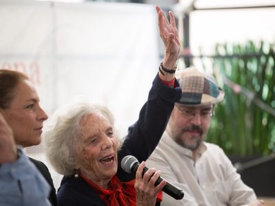 “Espero que no haya dedazo”: Elena Poniatowska sobre elección presidencial de 2024