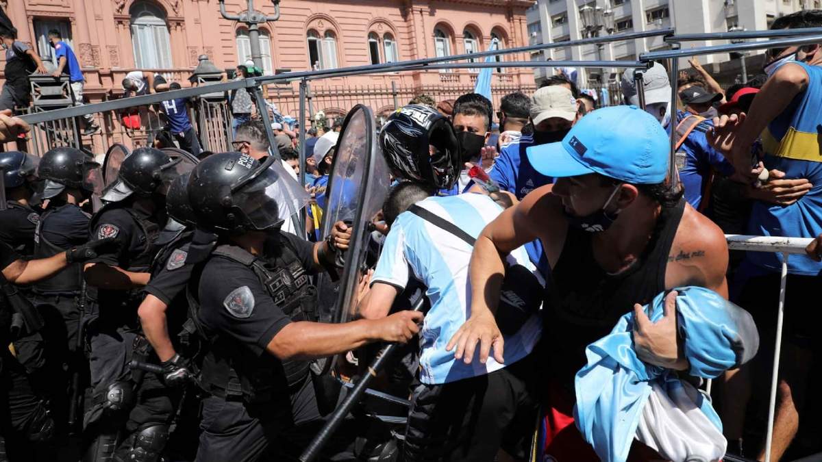 Disturbios en la Casa Rosada. Fuente: (Twitter)