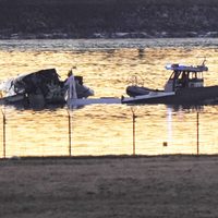 Dan a conocer audio entre la torre de control y aeronaves, antes del accidente en Washington