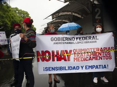 Padres de menores con cáncer convocan a marcha nacional para exigir medicamentos