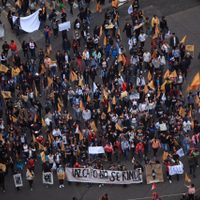 Estudiantes salen a las calles para conmemorar 50 años de la Marcha del Silencio