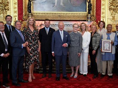David Beckham, nombrado caballero por el rey Carlos III
