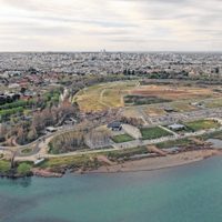 Omar Gutiérrez anunció una nueva obra que cruzará el río Limay hacia la isla 132