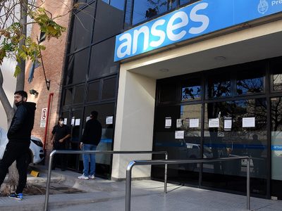 Finalizó la inscripción para refuerzo económico lanzado por Nación: cuántas personas lo recibirán