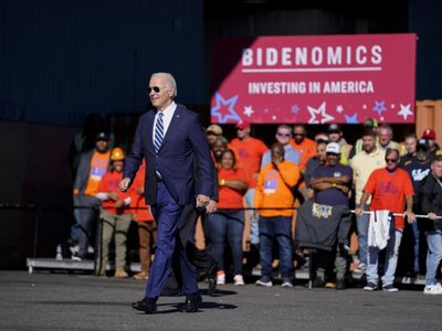 Biden posterga viaje en medio de guerra entre Israel y Hamas