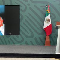 AMLO a la CNTE en videomensaje: no cederé a chantajes; lo liberan tras dos horas de retención