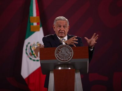 Esto dijo AMLO sobre renovación de Proceso