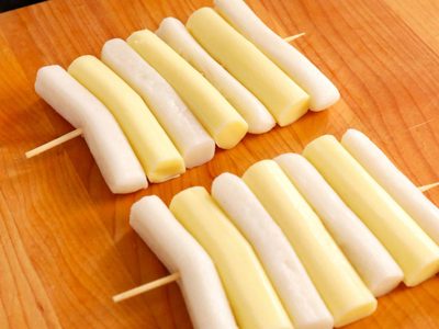 Más sencillo de lo que parece: cómo hacer el tteok, el pastel de arroz coreano que ama Yeonjun de TXT