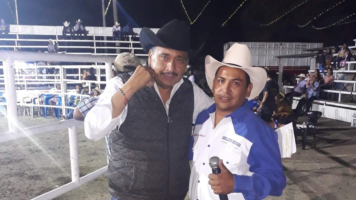 Pablo Salgado, conocido como “Clavo Camaleón” (izquierda)