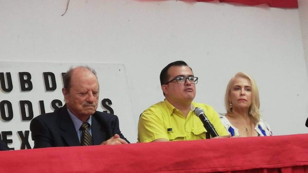 José Leonardo Araujo víctima de abuso sexual del sacerdote Juan Huerta