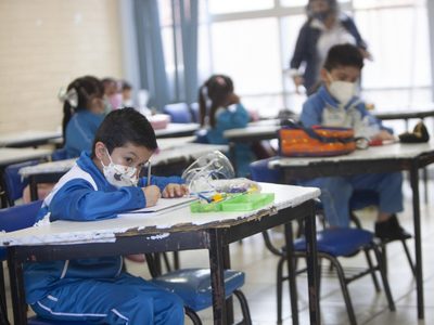 Arranca en la CDMX "Mi beca para empezar"; beneficiará a 150 mil alumnos de educación básica