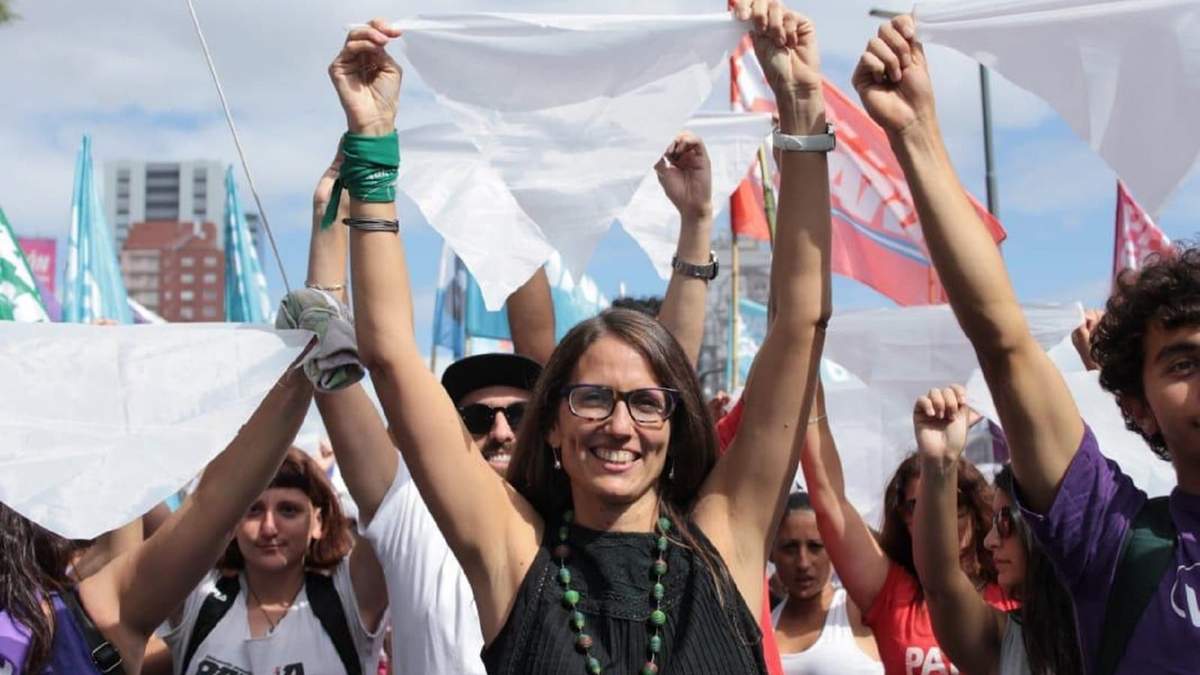 Elizabeth Gómez Alcorta, ministra de las Mujeres, Géneros y Diversidad. Fuente: (Twitter)