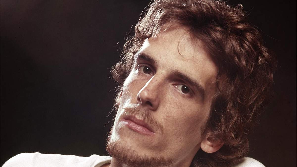 Luis Alberto Spinetta. Fuente: (Twitter)