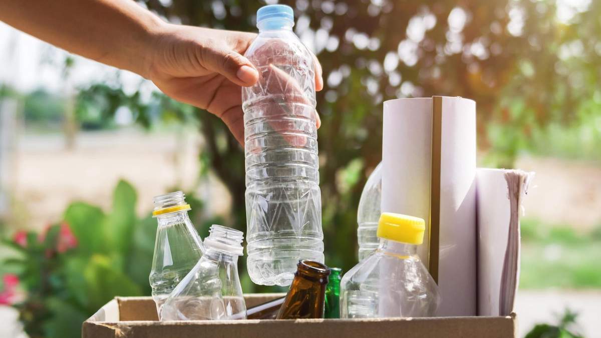 Botellas plásticas. Fuente: (Instagram)