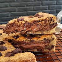 Torta cookie rellena de nutella: elevá tus meriendas con esta receta irresistible que podés hacer en pocos pasos y es muy fácil