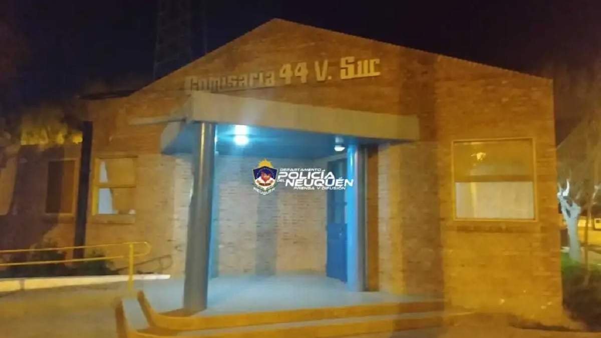 El padre de la niña agradeció a los efectivos por el accionar. Fuente: (Policía de Neuquén).