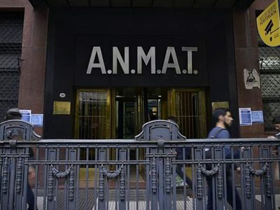 ANMAT inhibió a dos laboratorios y otros nueve fueron inhabilitados