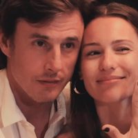 "¿Lo puedo contar?": Pampita y su marido confesaron un inesperado dato. ¡Durante un video en vivo!