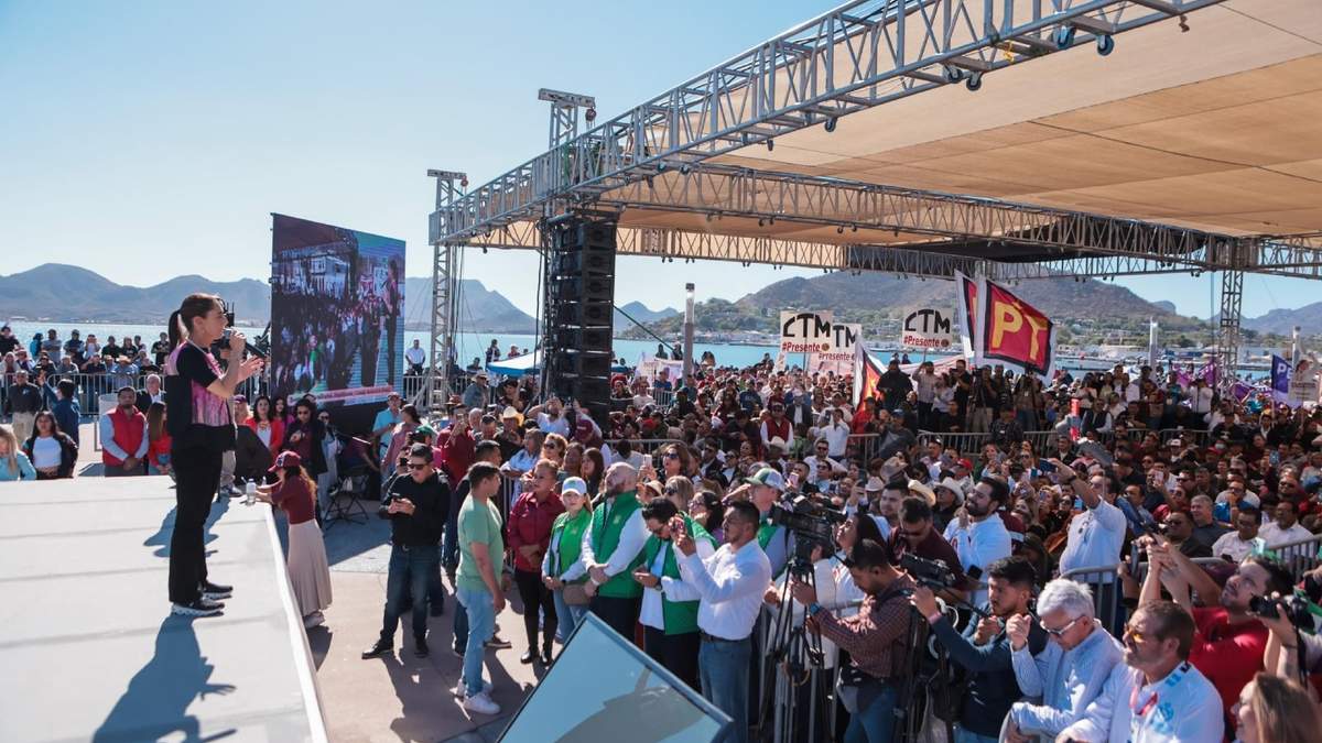 Encuentro de Sheinbaum con simpatizantes en Guaymas, Sonora