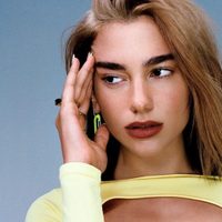 ¡Muy atrevida! Dua Lipa se presta para un incómodo reto de bromas en en programa de Ellen Degeneres