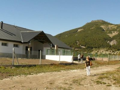 Denuncian irregularidades en escuela de Villa Meliquina: “Los maestros no quieren trabajar”