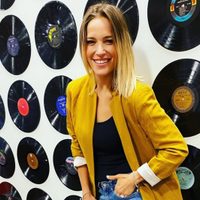 ¡Qué glamour! El asombroso atuendo que eligió Luisana Lopilato para estar en su casa