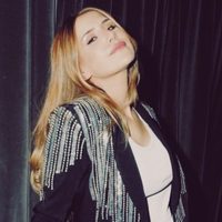 La reacción del novio de Mica Tinelli al ver que la joven recibió un ostentoso regalo. ¿Celoso?