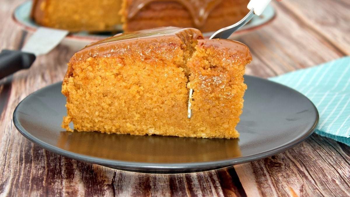 Torta húmeda de dulce de leche. Fuente: (Instagram)