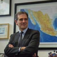 INE refuta a AMLO: desde ayer fue apercibido para sujetarse a la ley