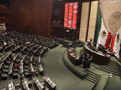 Diputados avalan Ley de Hidrocarburos que da mayor control a Pemex