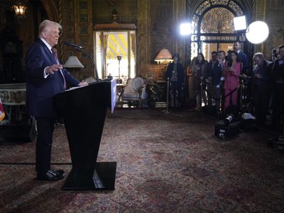 Trump no descarta recurrir al Ejército para controlar Groenlandia o el canal de Panamá