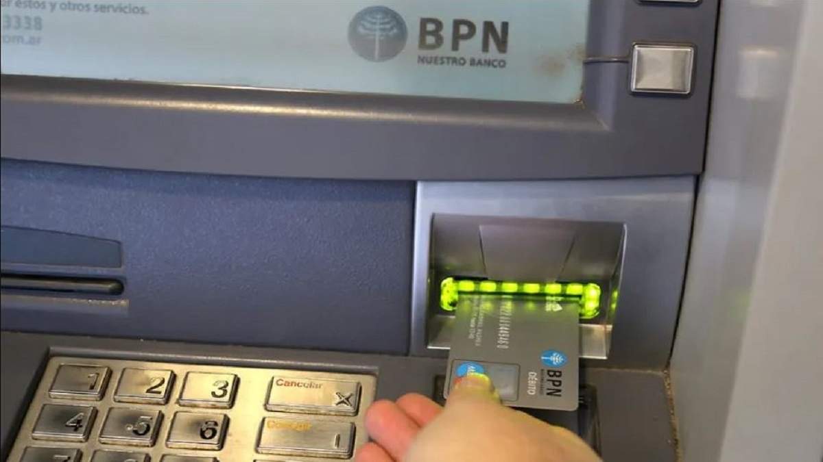 El gobierno dará precisiones sobre la fecha de pago del bono a docentes jubilados. Fuente: (Facebook)