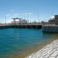 Neuquén y Centenario podrían quedarse sin agua por falta de operarios
