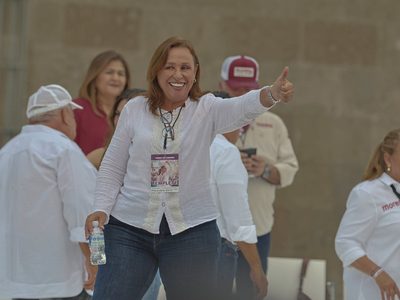Televisora extorsionó con 200 millones de pesos a Rocío Nahle, revela AMLO