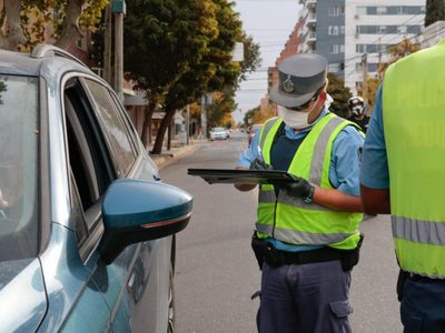 En el primer fin de semana de restricciones: cuántos demorados hubo en Neuquén Capital