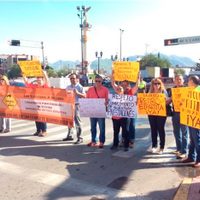 Maestros exigen pagos y toman oficinas de gobierno en Chihuahua