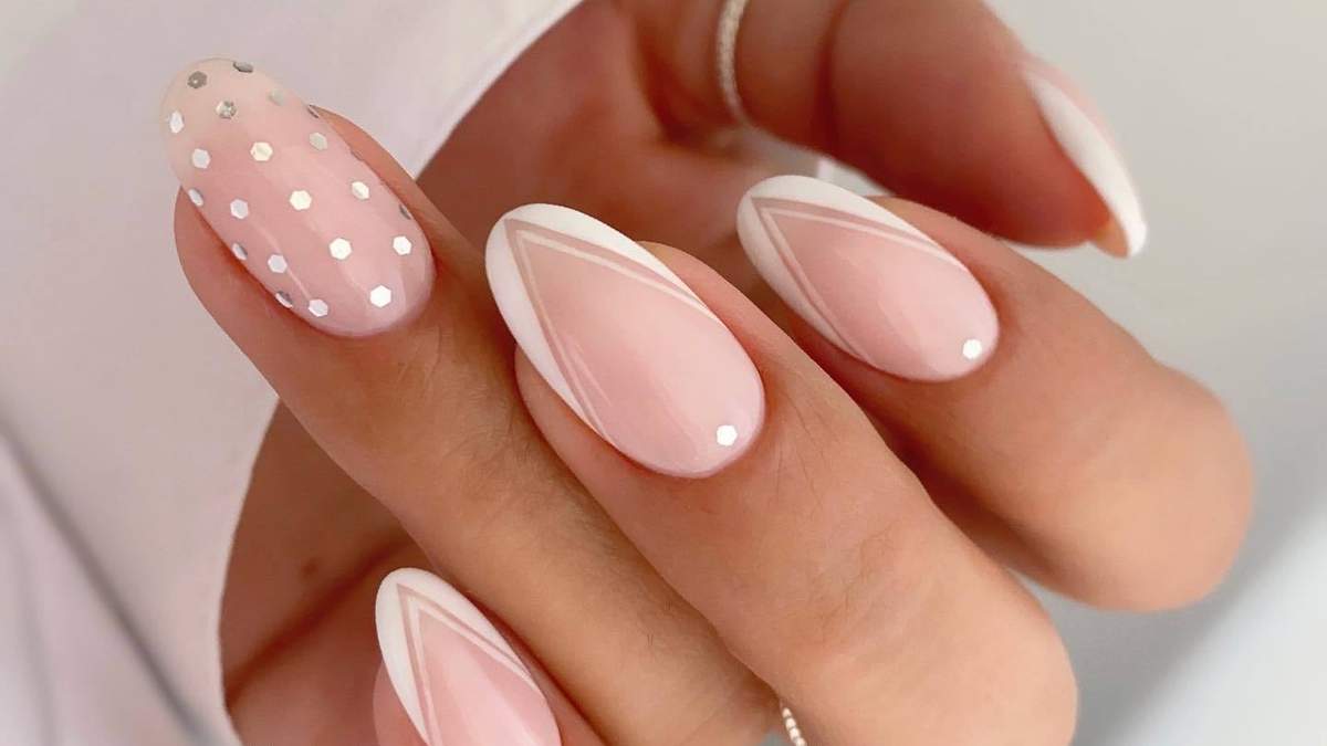 Uñas francesitas. Fuente: (Google)