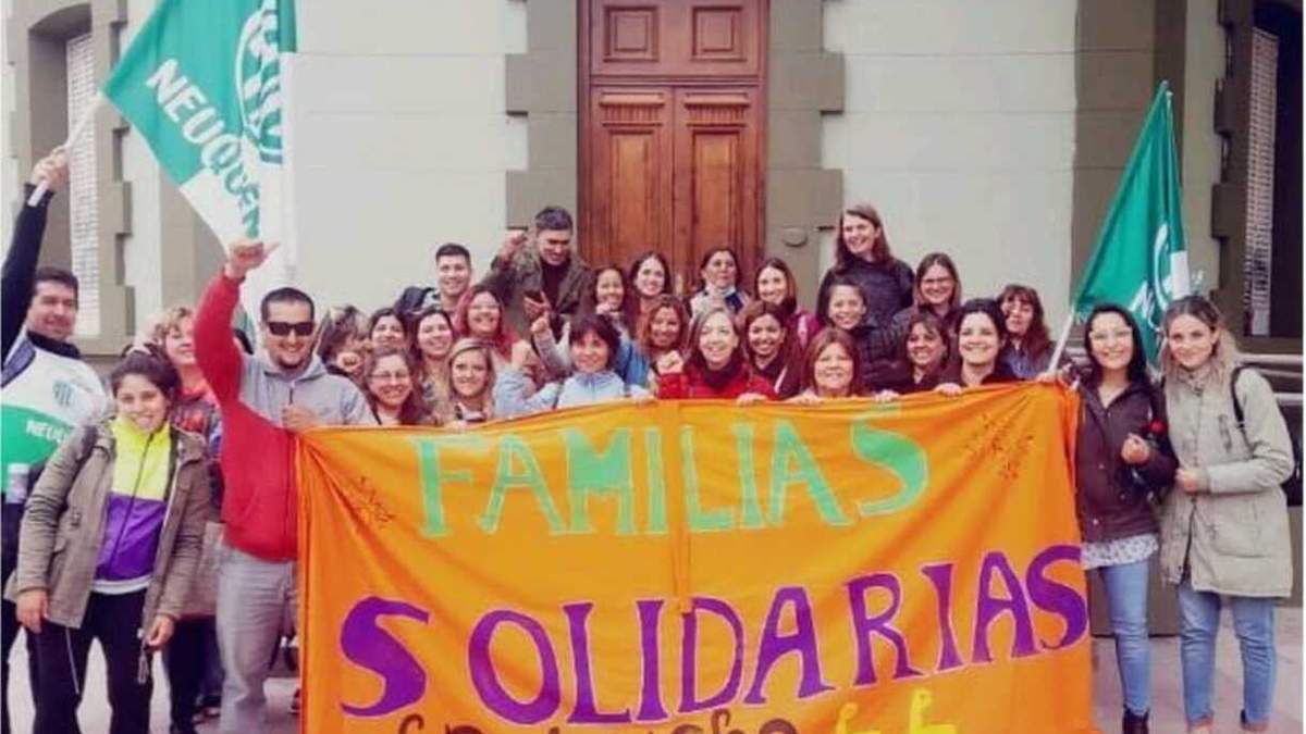 Trabajadores y trabajadoras del programa Familias Solidarias. Fuente (Dirección General de Familias Solidarias.).