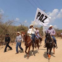 Nestora Salgado reta a Meade a que pruebe que es una secuestradora; "la difamación es un delito", dice